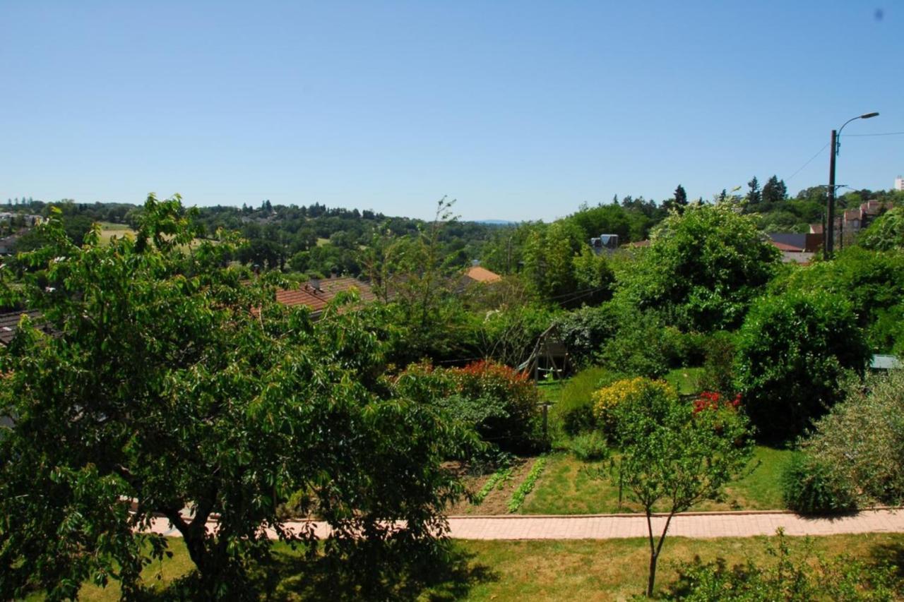 Large House Close To City Center Limoges Bagian luar foto